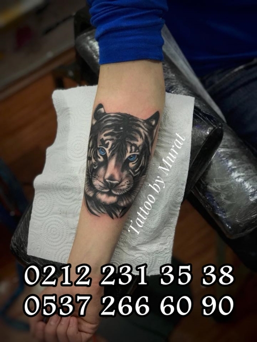 kaplan dövmesi - tiger tattoo - istanbul dövmeci - en iyi dövmeciler - şişli